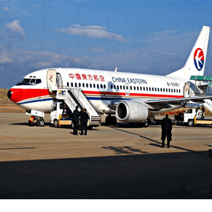 日喀则和平机场托运航空快运业稳步发展的原因是什么？